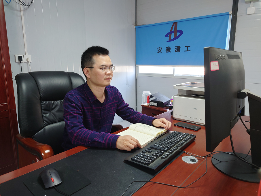 基層職工熱議黨的二十大系列報道（五） ：攻堅克難、奮勇前行，向公司交出一份份高質量答卷！